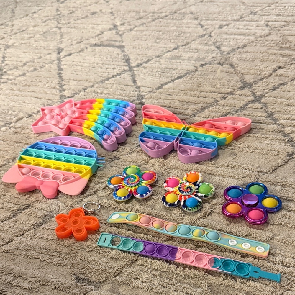 🎄 Rainbow Pop Fidget Toy Set for Kids